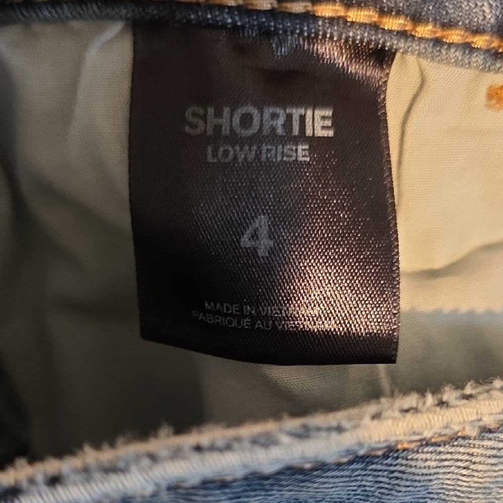 (J60) Express Blue Distressed Jean Shorts Sz 4 - Picture 6 of 7